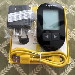 Freestyle Libre 14 day glucose monitor Includes 2 14 Day Sensors