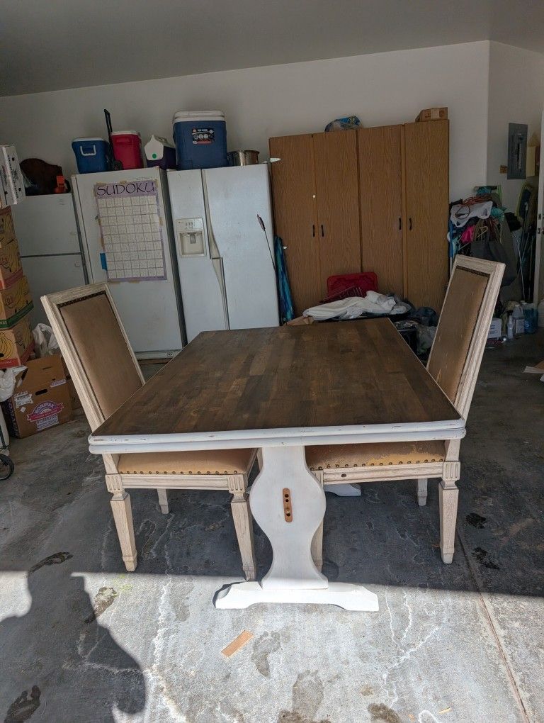Country Style Table And 4 Chairs