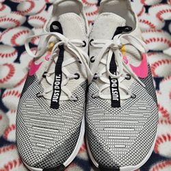 Used Women's Nike Free TR 8 Training Shoes, Women's Size 9.5