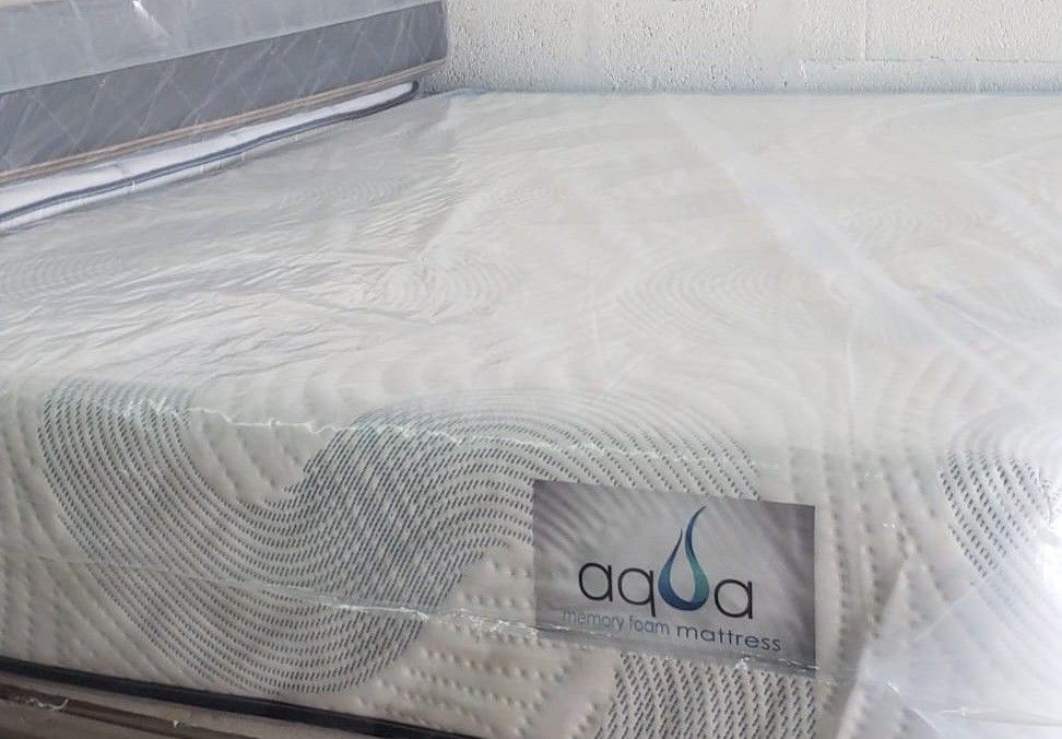 QUEEN MEMORY FOAM MATTRESS
