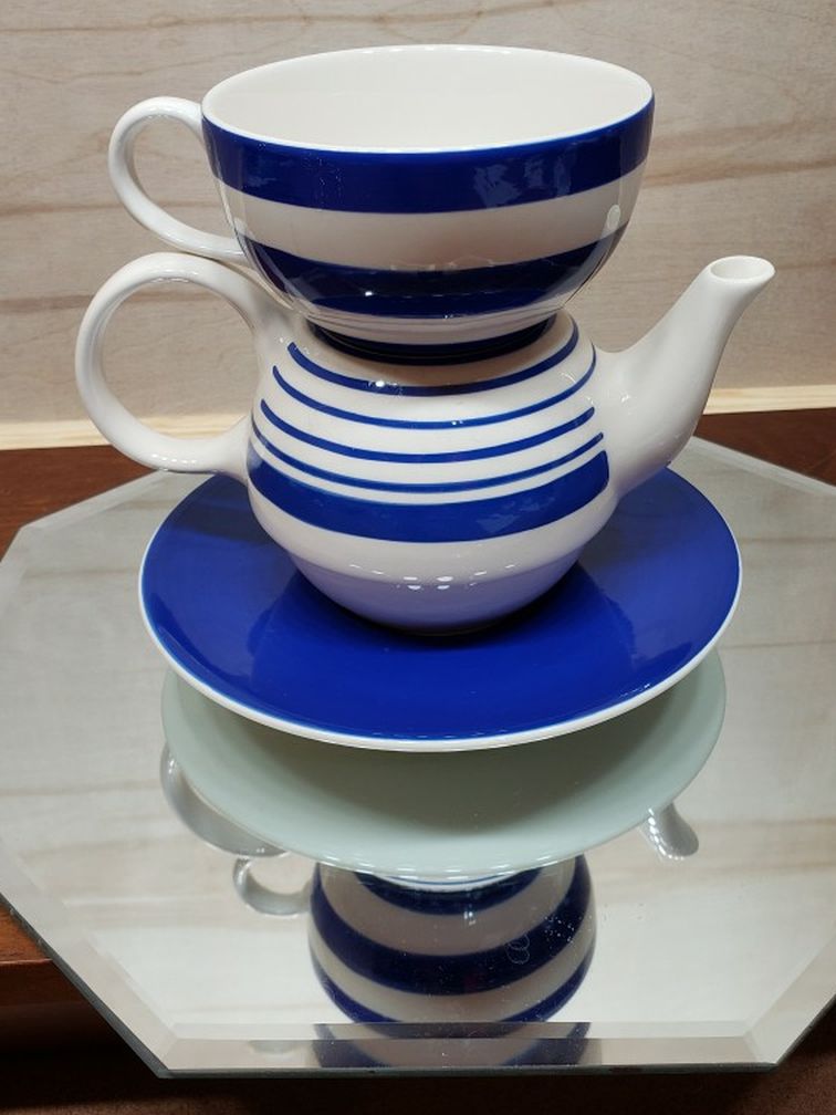 HUESNBREWS 3 Piece Tea Set