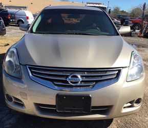 Nissan Altima 2010