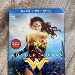 Wonder Woman (Blu-Ray/DVD, 2017, 2-Disc Set, Digital, With Slipcover)