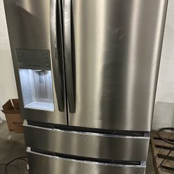 Frigidaire Gallery Fridge 