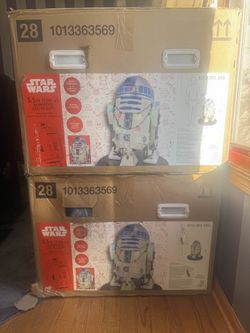 STAR WARS R2D2 - 3.5 foot animated LED R2D2 - Home Depot 