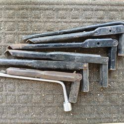 7 Tire Iron Wrenches 