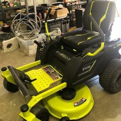 48 V Ryobi Zero Turn/38” Zero Turn
