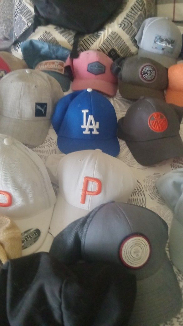 Exclusive Hat Collection: Featuring the Cozy Hooded Bruins Jersey and the Stylish Red Sox Nap! Don’t miss out on these must-have items for any true fa