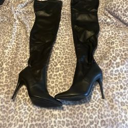 Steve Madden Knee-High Heel Boots 8.5
