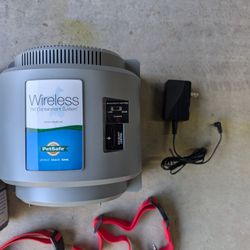 PetSafe Wireless Fence PIF-300 Containment System 2 Collars