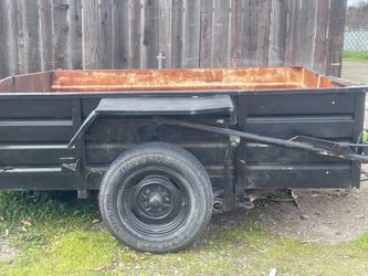 ~!Black Manually Operated Hydraulic 8’x 6’ Single Axel Trailer For Easy Loading!~