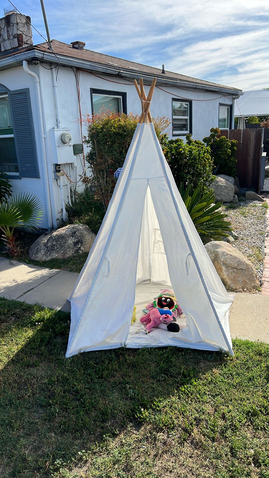 Tee Pee Play Tent