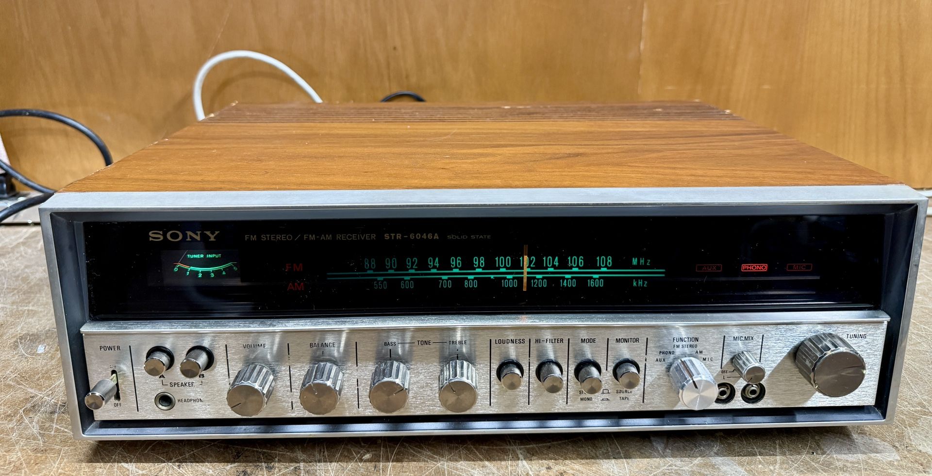 Vintage Sony Stereo Receiver Model STR-6046A Solid State (*Please Read )