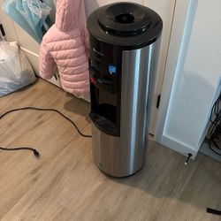 Glacier Bay Water Dispenser 