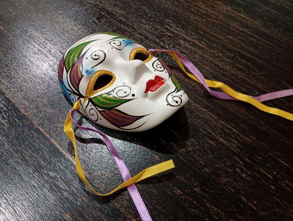 Mardi Gras New Orleans masquerade ceramic mask