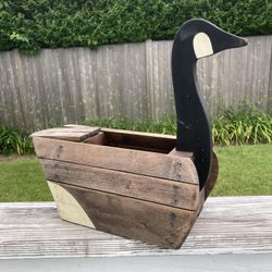 Wooden Duck Planter 