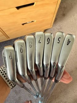 Titleist AP2 (712) Forged Iron Set