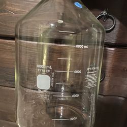10,000 ml Pyrex Bottle