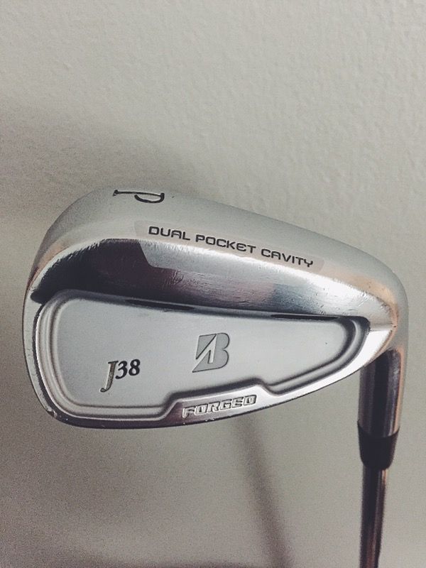 Bridgestone J38 Iron Set (Great Condition)