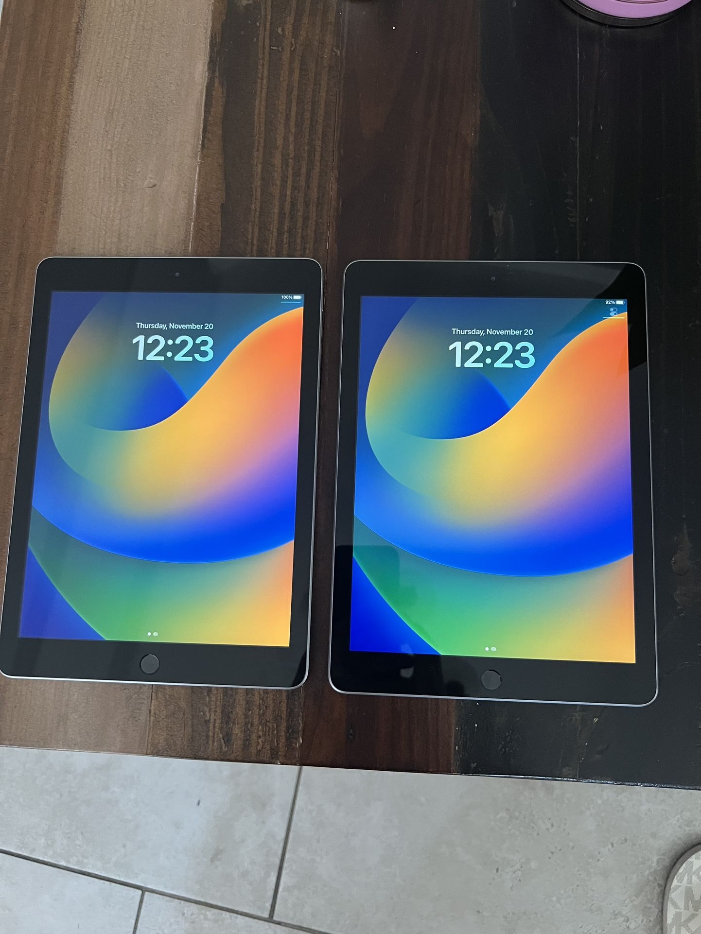 iPad 5 Gen 32 GB Unlocked 