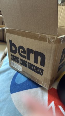 Brand new sm bern skiing helmet