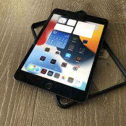 iPad Mini 5th Gen 64GB Cellular 
