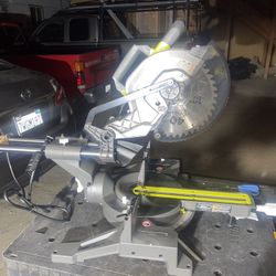 Ryobi 15Amp 10in. Electric Sliding Compound Miter Saw