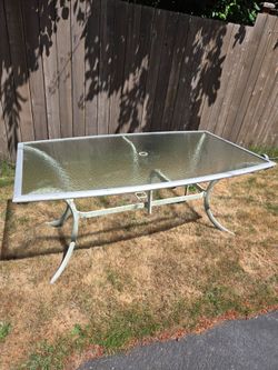 Patio table
