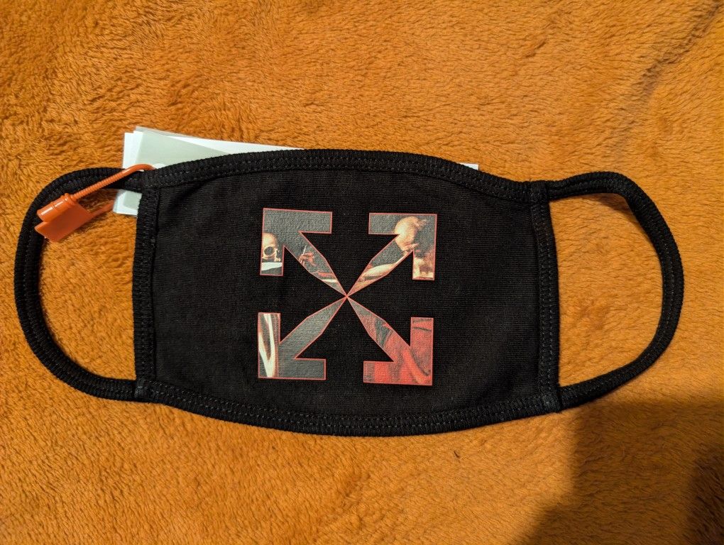 Off White Mask