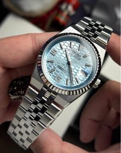 Land-dweller mod blue dial
