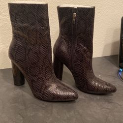 Boots for women