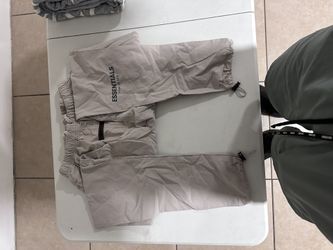 Essential Track Pants Windbreakers 