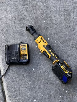 Dewalt Impact With Battery And Charger 