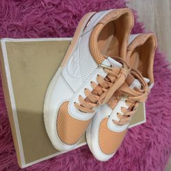 Women Sneakers Size 9 