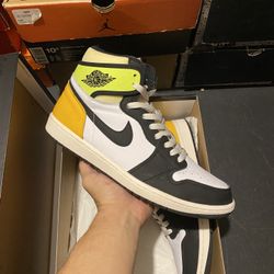 Jordan Volt 1s size 11 USED But Clean