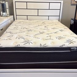 New White Queen 4 Pcs Bedroom Set 