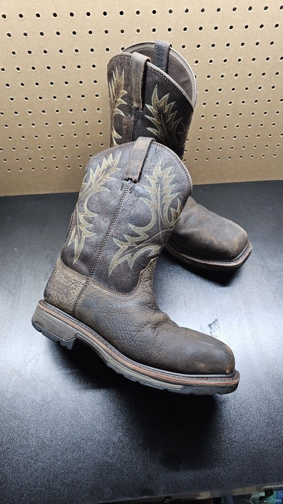 Size 10 D Ariat Work Boots Composite Toe 