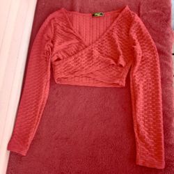 Special one long sleeve crop top size L 