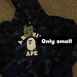 Size small bape hoodie