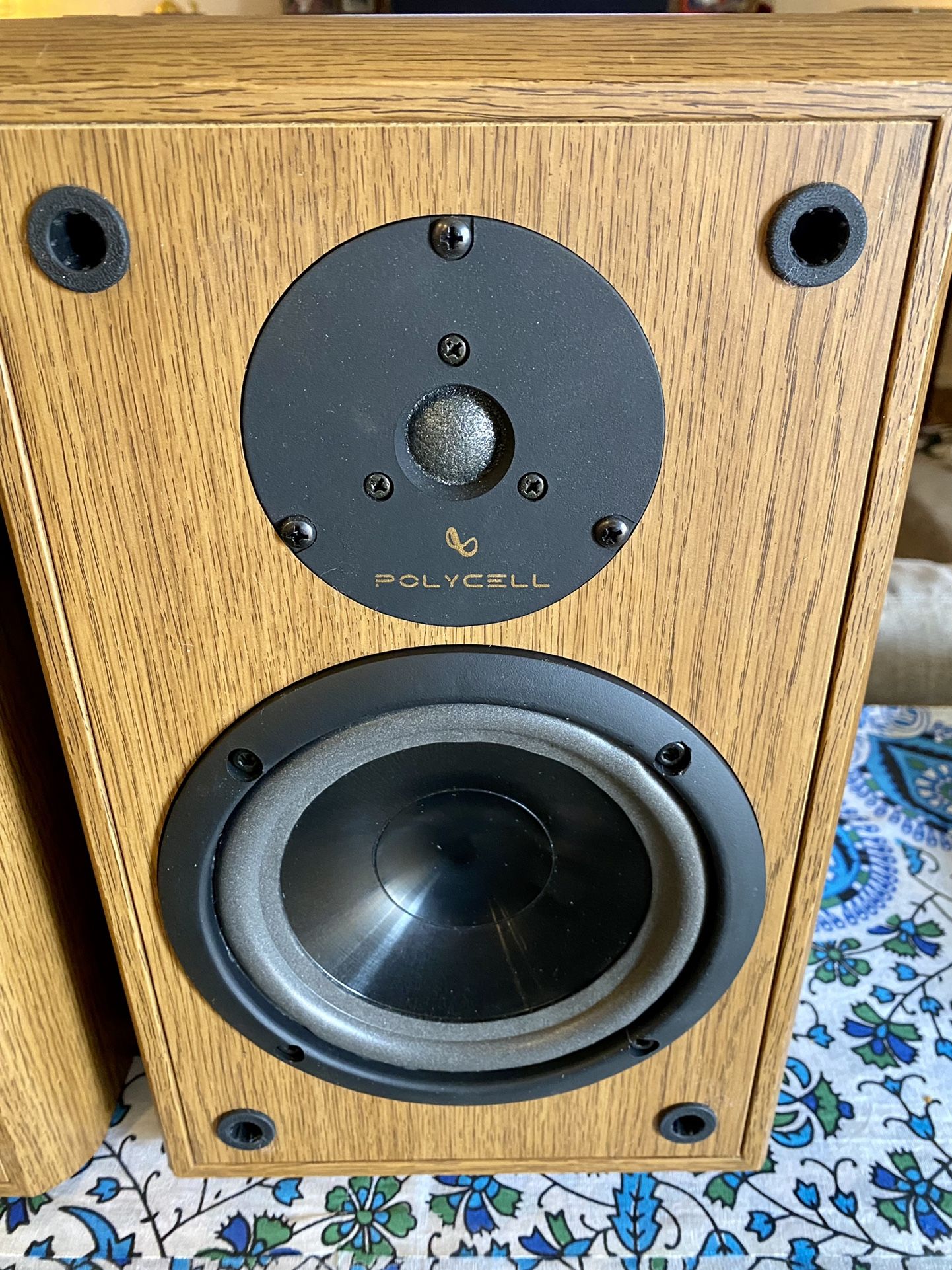 New Foam! Infinity Reference One Bookshelf Speakers for Sale in