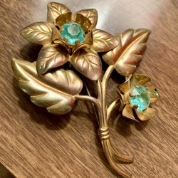 Vintage Floral Brooch Pin
