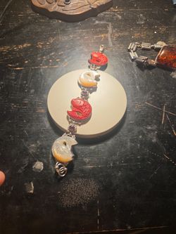 Sajen Sterling Silver Carved Cinnabar Fish Bracelet 925 Garnet