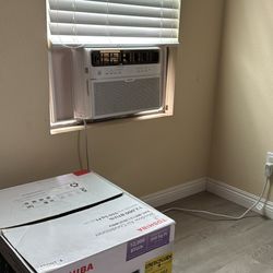 AC Air Conditioner and Window Stand