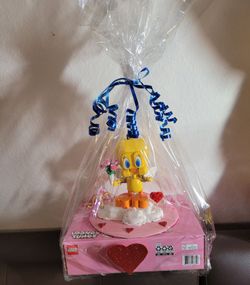 LEGO TWEETY BIRD