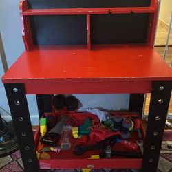 Craftsman Kids Wooden Work Bench 