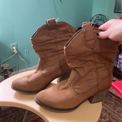 Cowgirl Boots Size 8