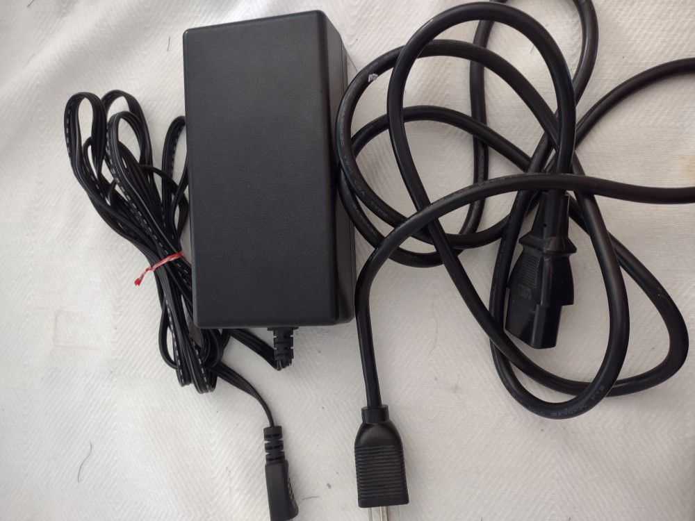 HP Ac Power Adapter Like New 0(contact info removed)