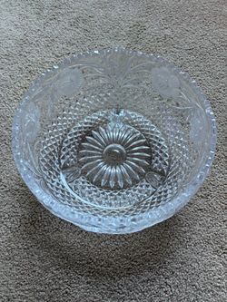 Vintage Clear Glass Footed Rose Serving Bowl