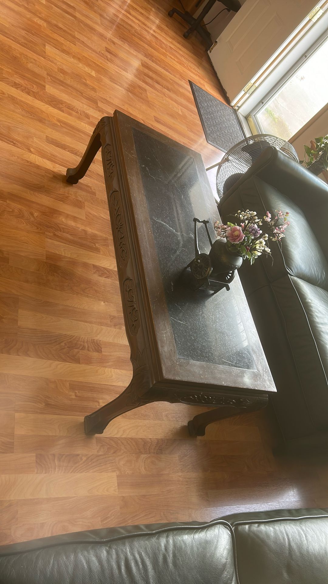Heavy Sofa Set With Table