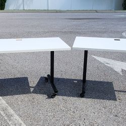 24"×48" Mobile Table